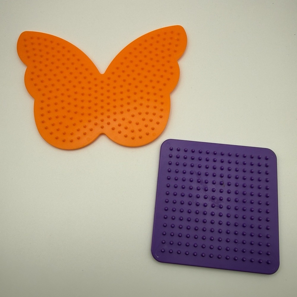 Perler Bead LOT of 10 peg boards pegboards shapes stars heart animals - Picture 5 of 5